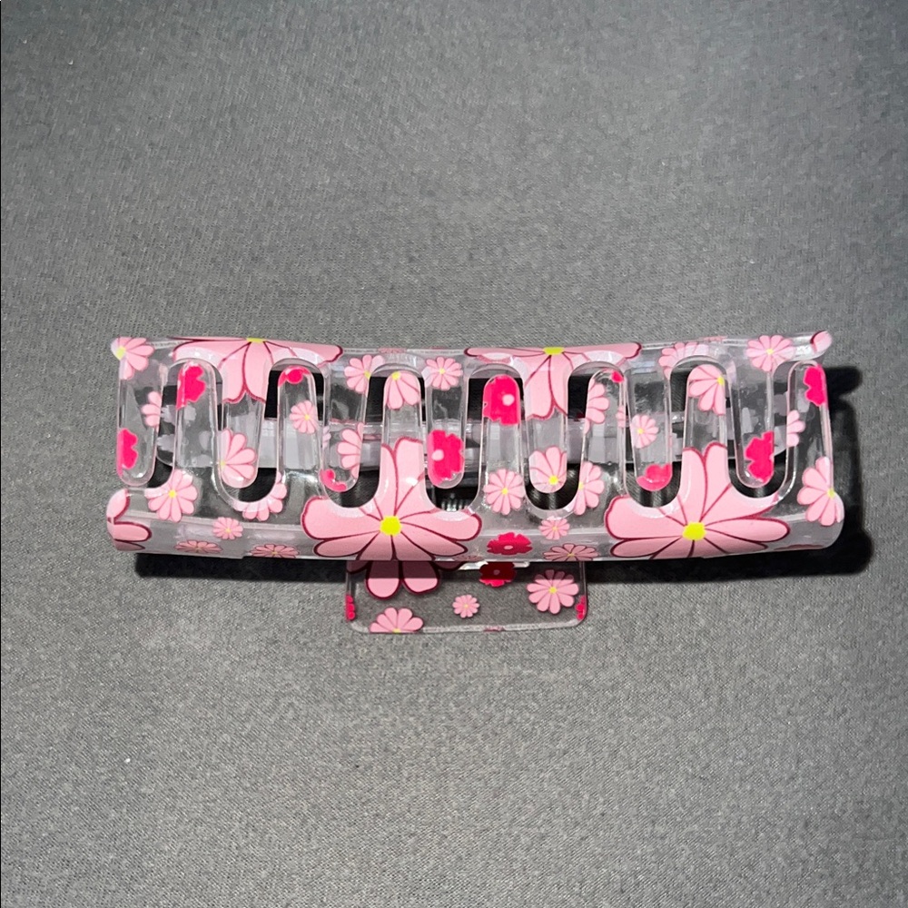 Medium Floral Hair Claw Clip - Picture 4 of 4